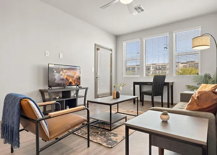 Stunning Westgate Cozysuites By Stadium W Pool 7 * Glendale