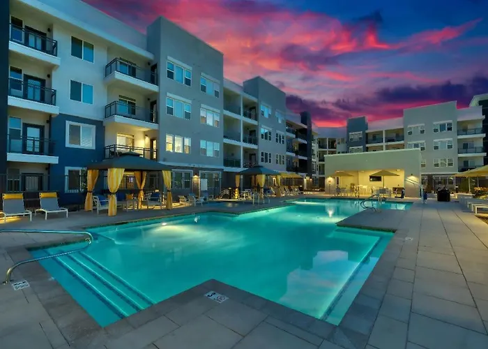 Stunning Westgate Cozysuites By Stadium W Pool 7 Apartment