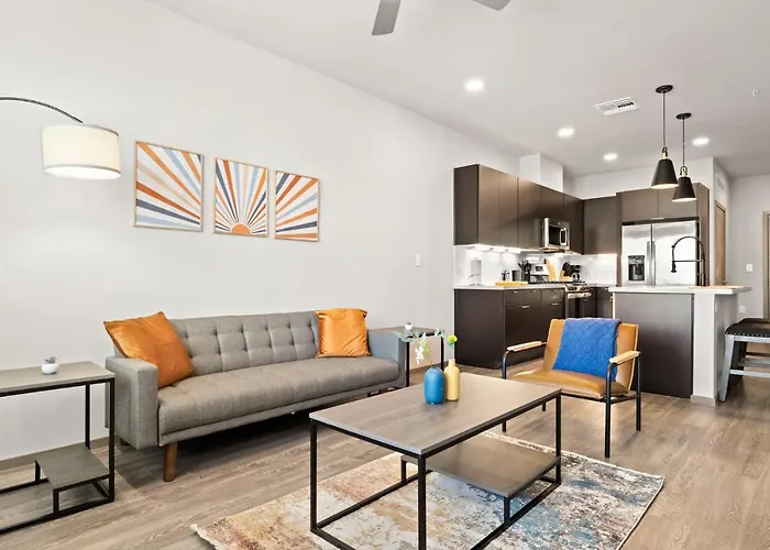 Stunning Westgate Cozysuites By Stadium W Pool 7 * Glendale